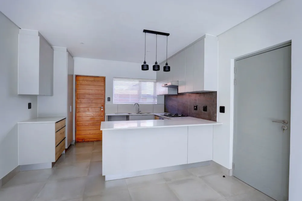 Townhouse let in George - GEL1745854