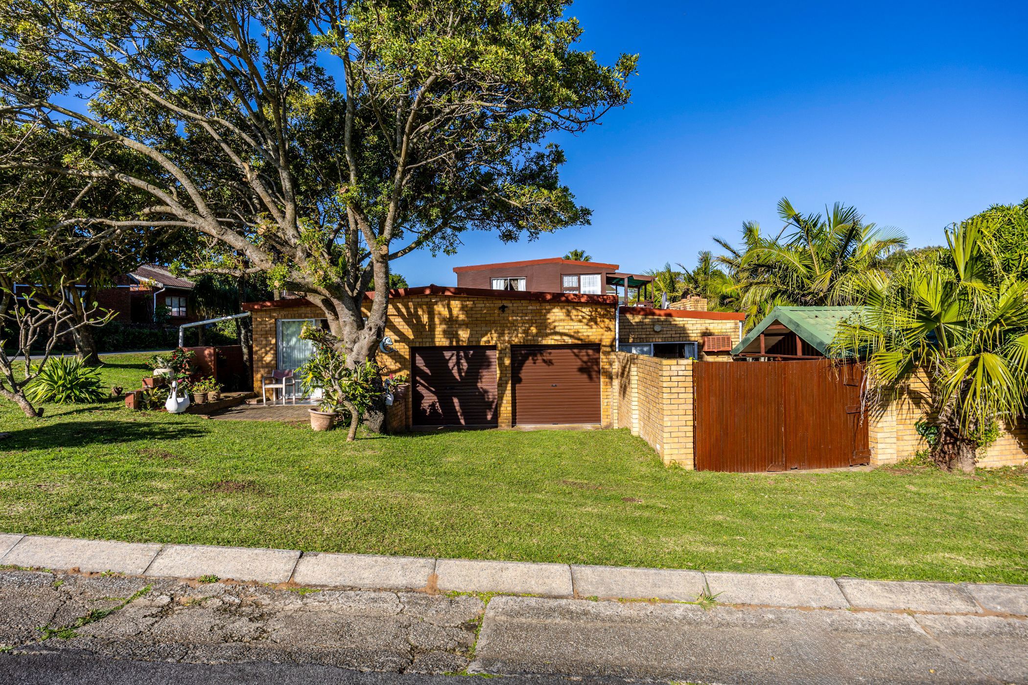 House for sale in Christmas Rock  - 1EZ1704777