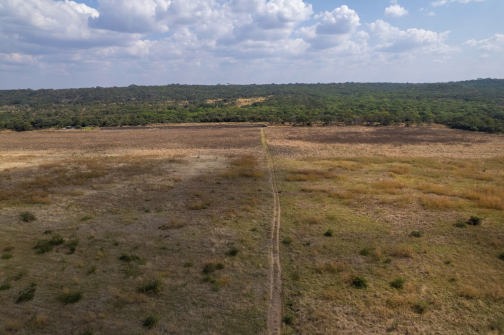 Farm vacant land for sale in Mashonaland West, Zimbabwe - 3ZB1704125 Farm vacant land for sale in Mashonaland West, Zimbabwe - 3ZB1704125