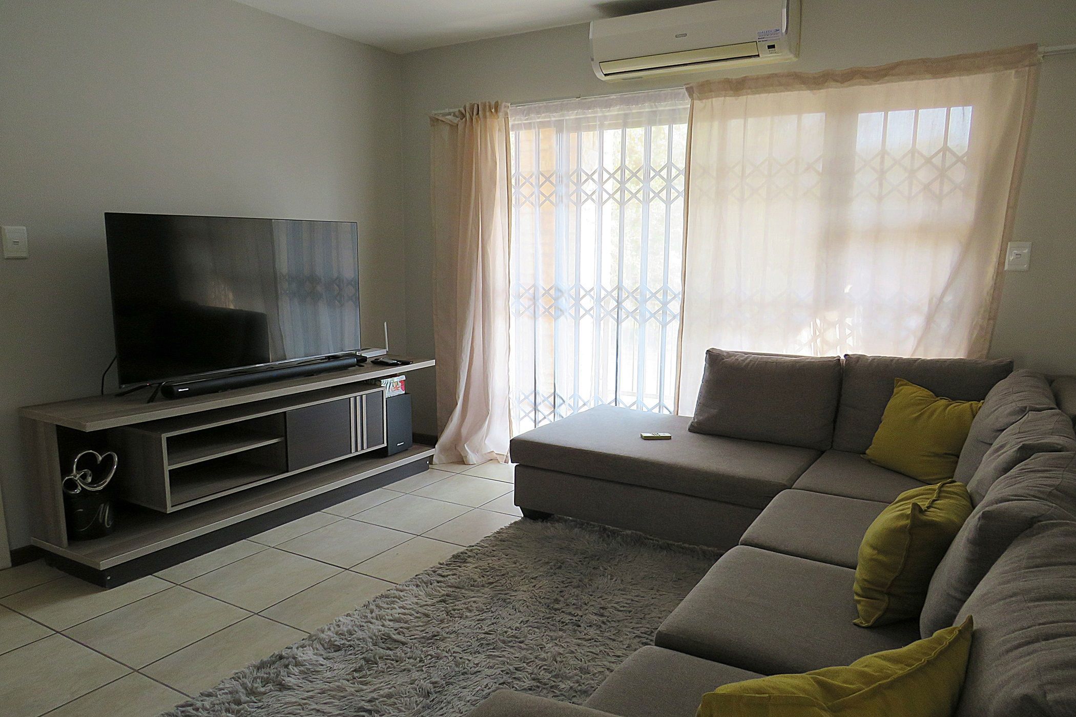 Apartment let in Onverwacht, Limpopo Province - 1ER1704189