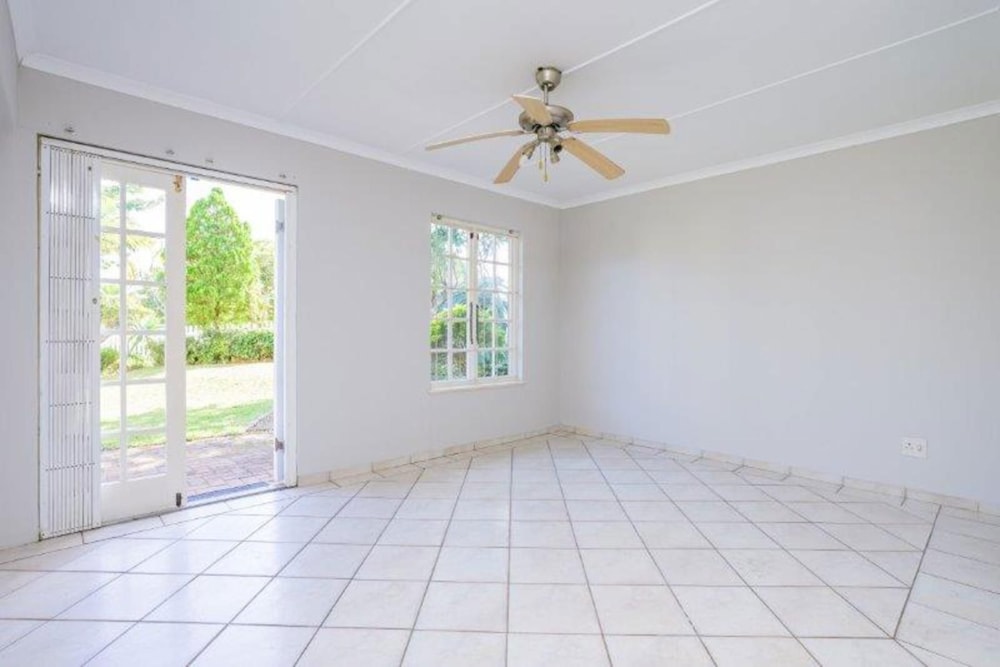 Townhouse for sale in Sherwood, Westville - 1WP1704150 Townhouse for sale in Sherwood, Westville - 1WP1704150