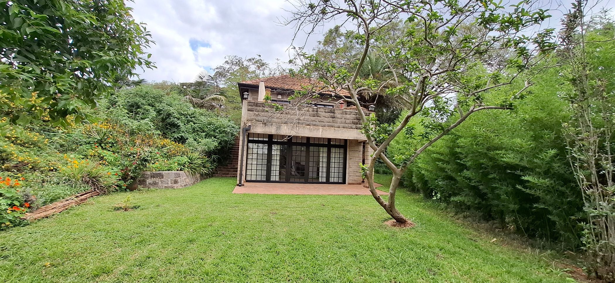 Cottage let in Ridgeways, Kenya - 3KE1704812