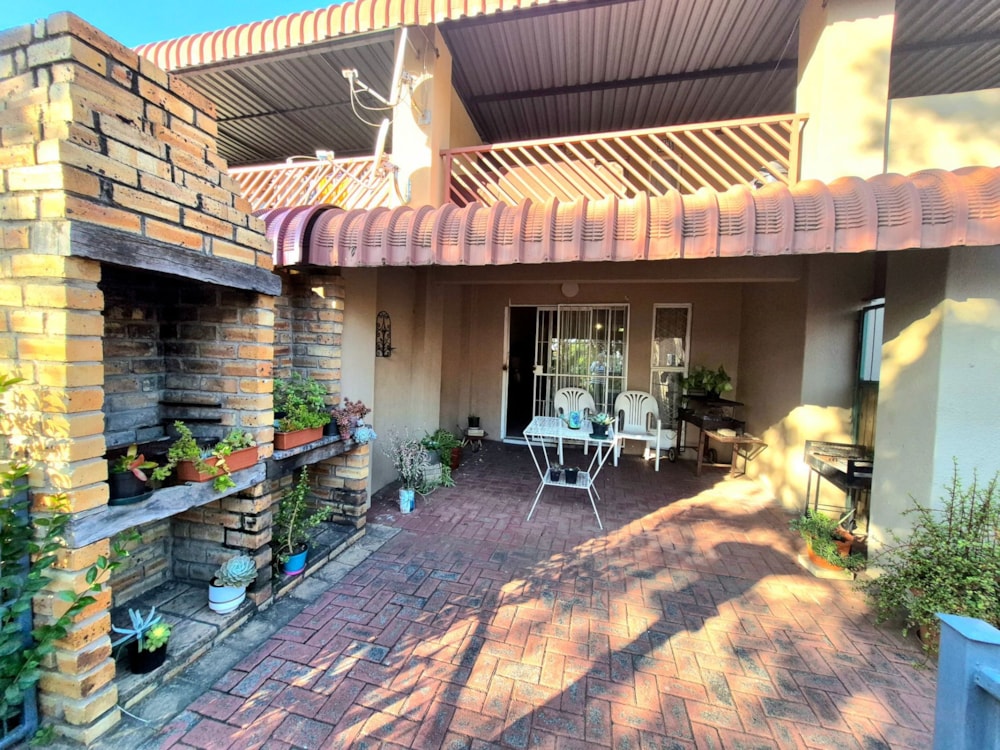 Apartment sold in Safari Gardens - 1RU1704235 Apartment sold in Safari Gardens - 1RU1704235