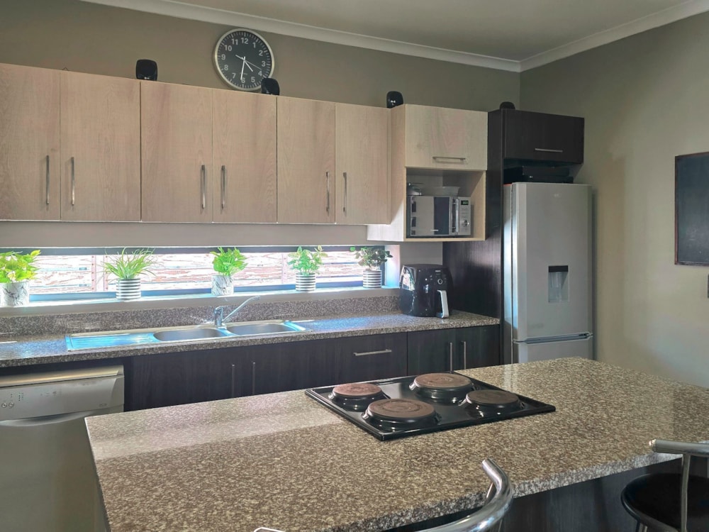 House let in Pinelands, Fairview - 1PLZ1704241 House let in Pinelands, Fairview - 1PLZ1704241