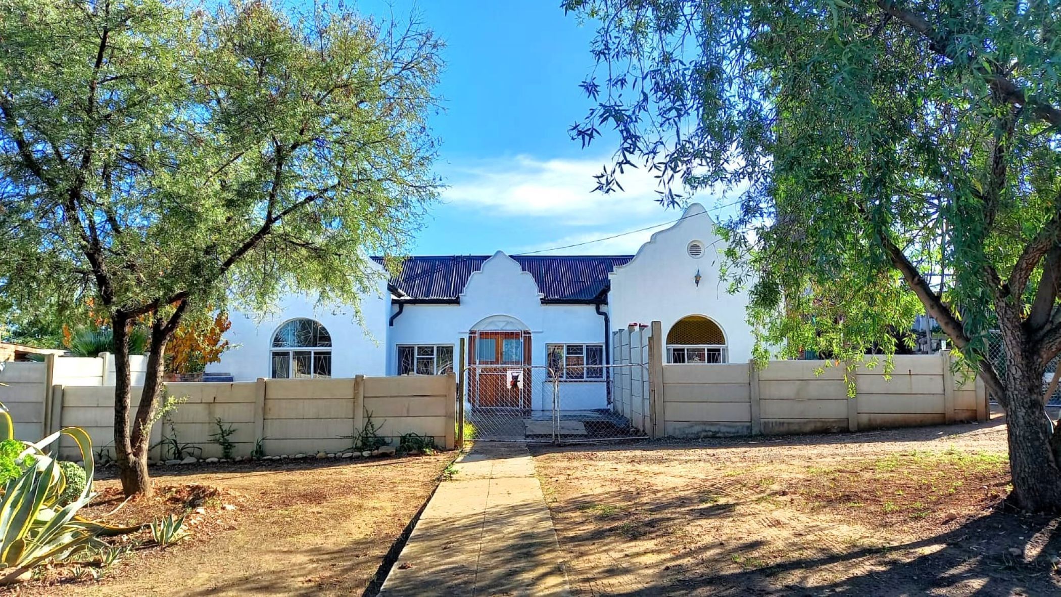 House for sale in Oudtshoorn North - 1OU1704381