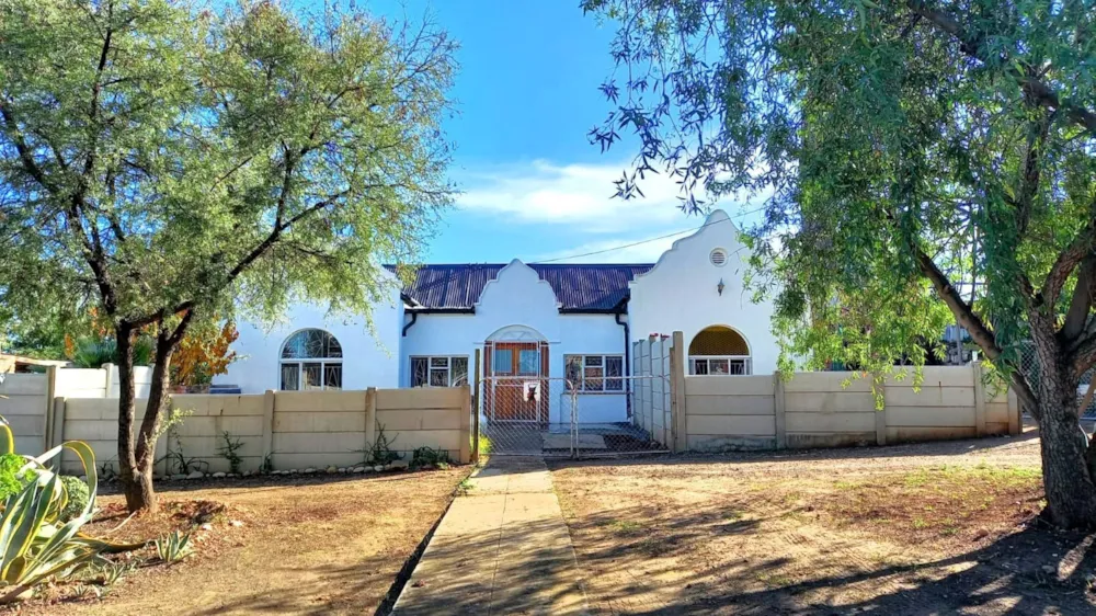 House for sale in Oudtshoorn North - 1OU1704381 House for sale in Oudtshoorn North - 1OU1704381