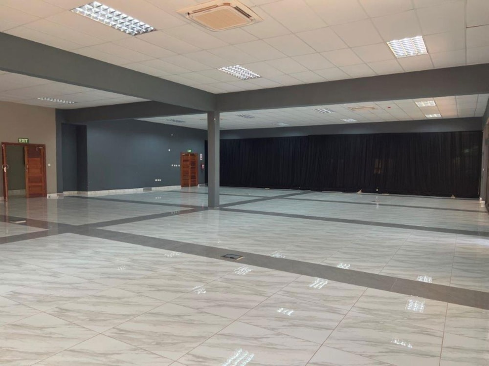 Commercial business to rent in Tlokweng, Botswana - 3BO1704330 Commercial business to rent in Tlokweng, Botswana - 3BO1704330