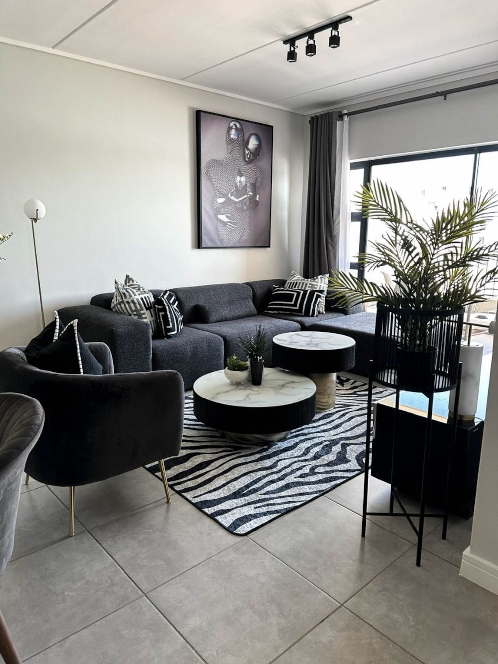 Apartment let in Waterfall, Midrand - MDL1704321