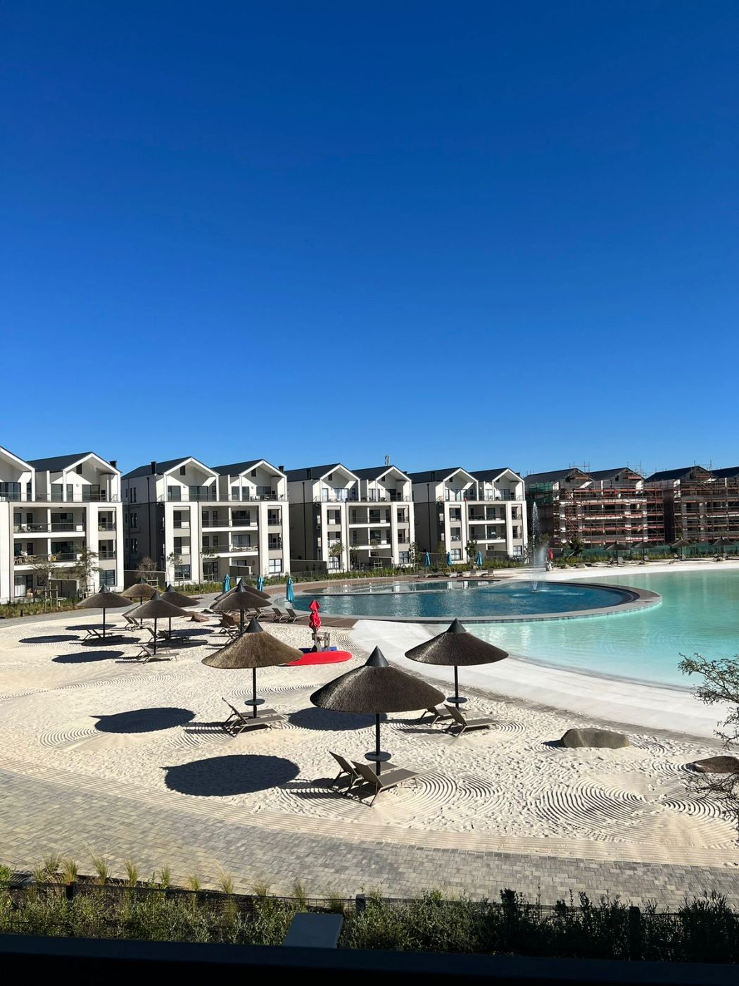 Apartment let in Waterfall, Midrand - MDL1704321