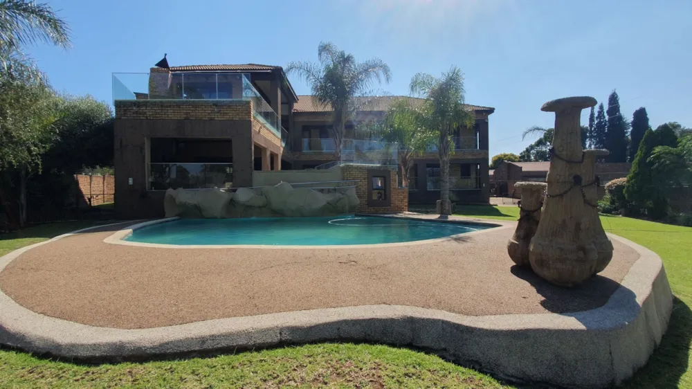 Multi-storey house for sale in Vaal Marina, Gauteng - 1VT1705878