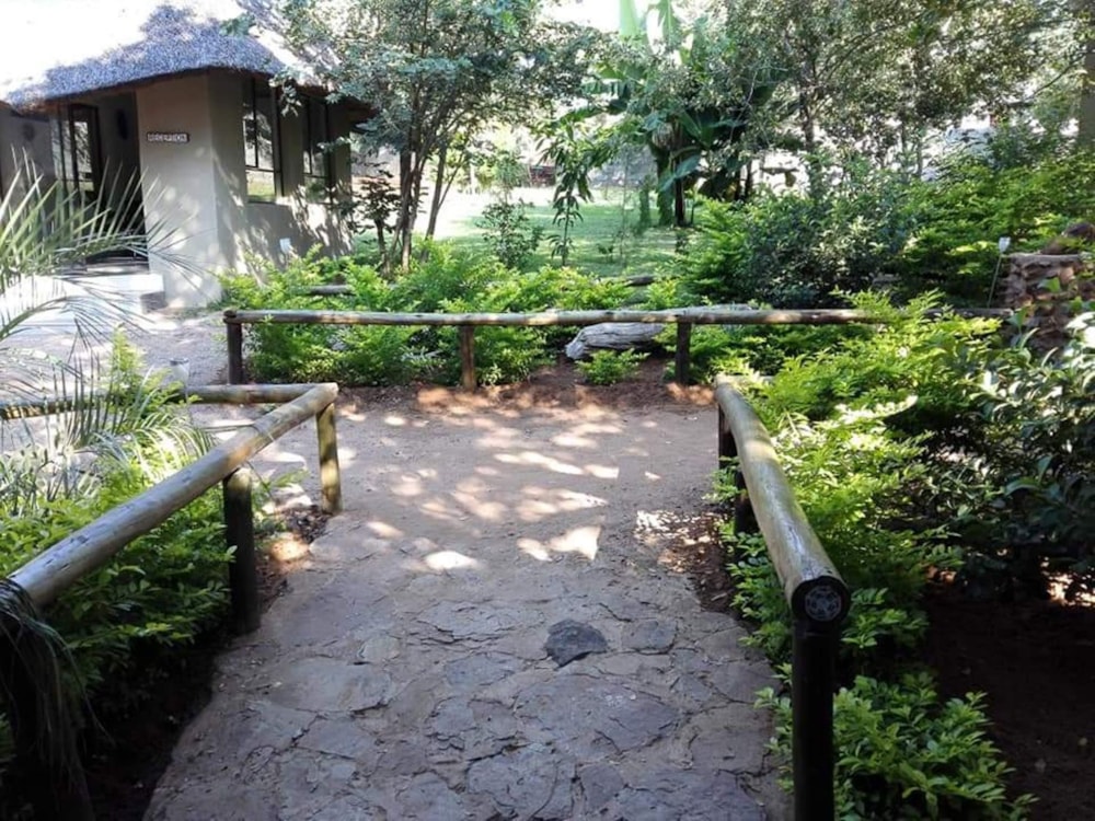 Guesthouse for sale in Kasane, Chobe District, Botswana - 3BO1704340 Guesthouse for sale in Kasane, Chobe District, Botswana - 3BO1704340