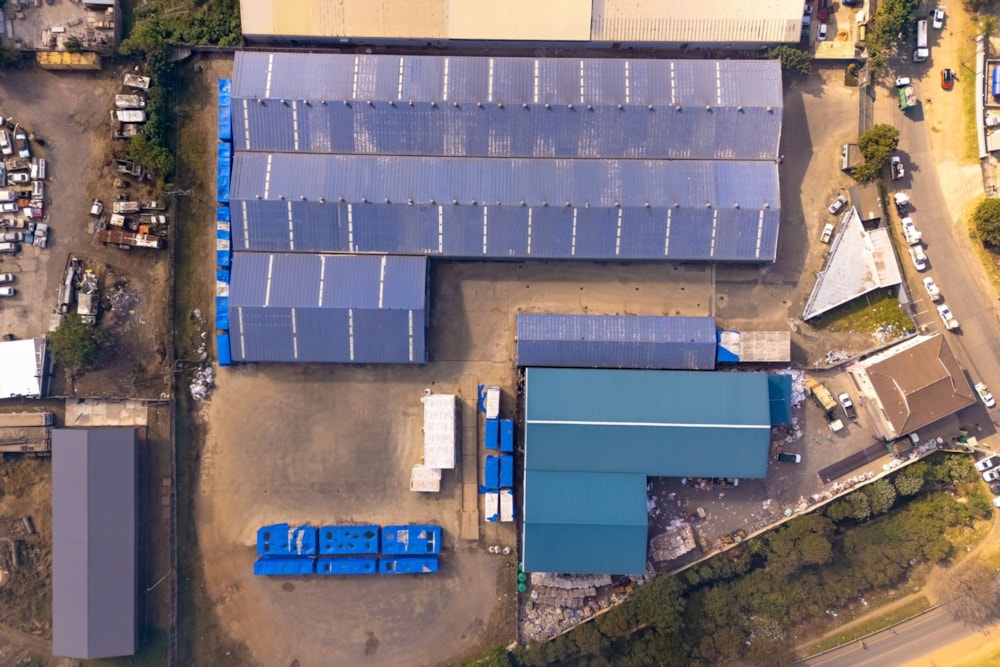 Commercial industrial property for sale in Phoenix, KwaZulu-Natal - 1DA1704374 Commercial industrial property for sale in Phoenix, KwaZulu-Natal - 1DA1704374