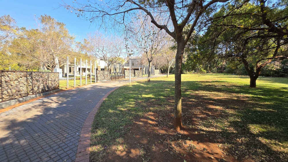 Double-storey house for sale in Mooikloof - PT1704403 Double-storey house for sale in Mooikloof - PT1704403