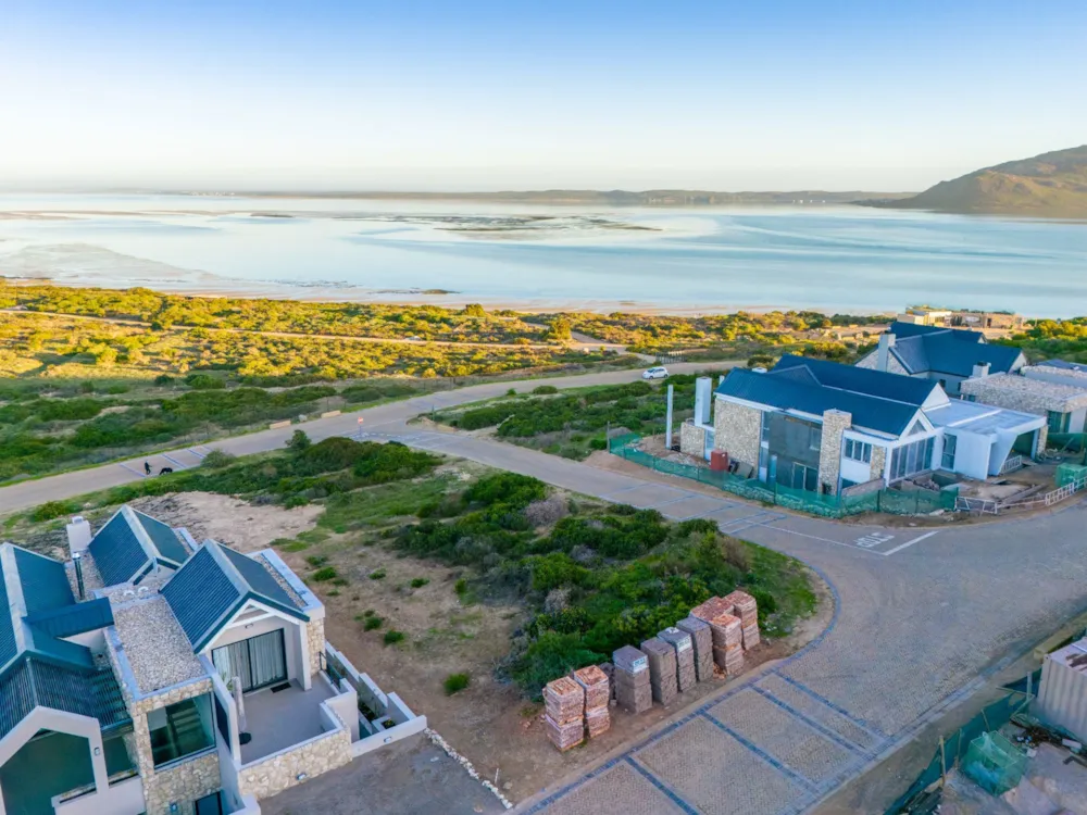 Vacant land sold in Shark Bay - LA1704945 Vacant land sold in Shark Bay - LA1704945
