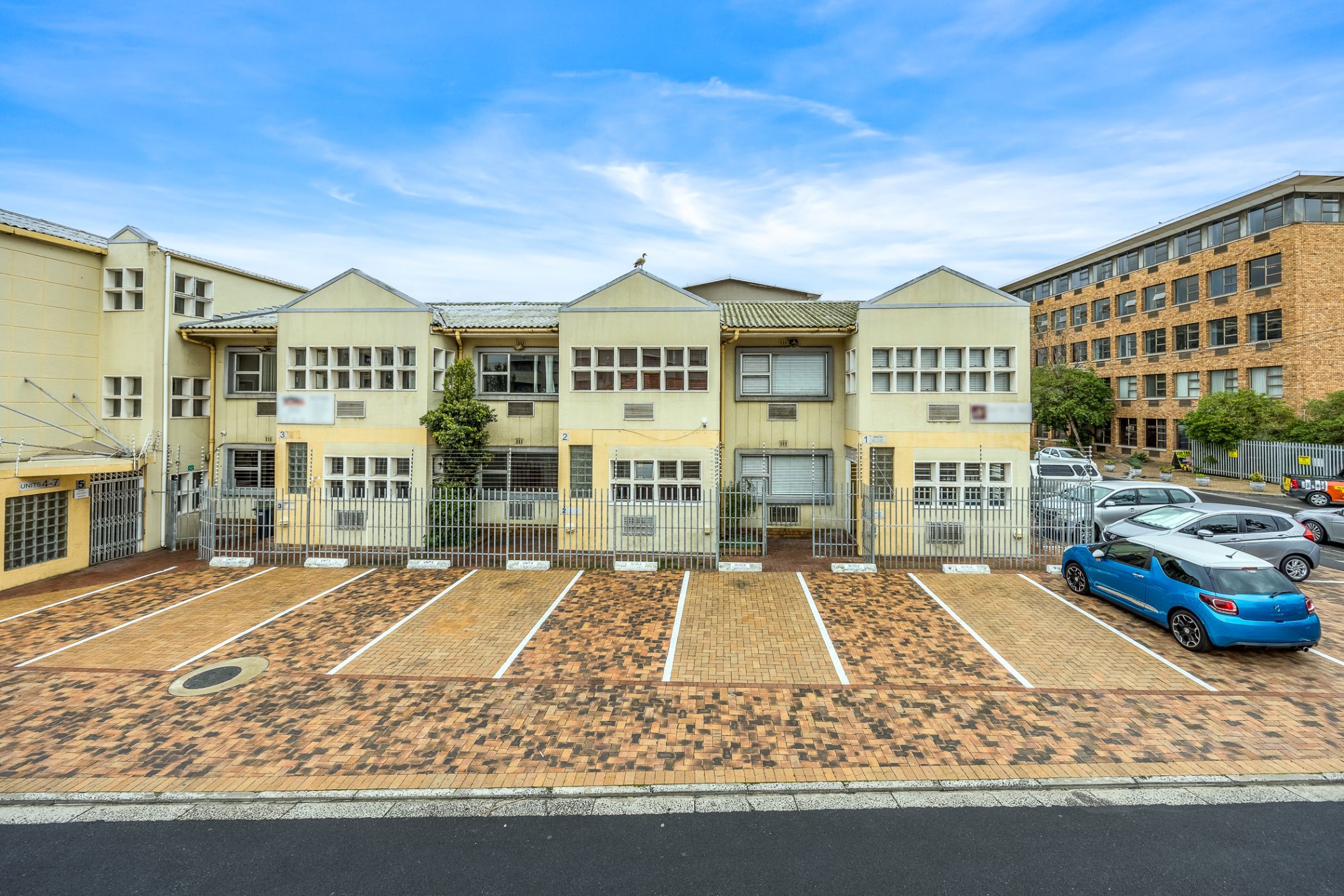 Commercial office for sale in Bellville, Cape Town - DBV1704519