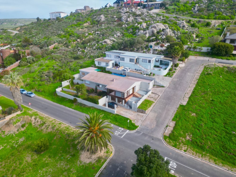 House for sale in Saldanha Bay - LA1705883 House for sale in Saldanha Bay - LA1705883