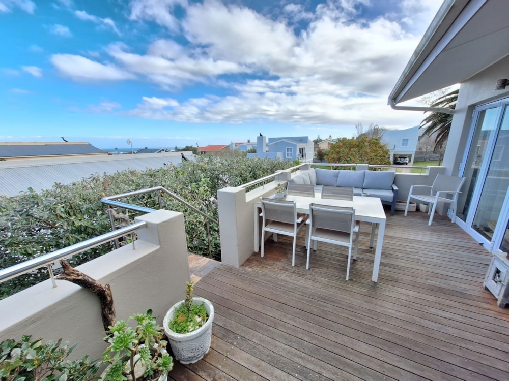 House for sale in Onrus - HF1704503