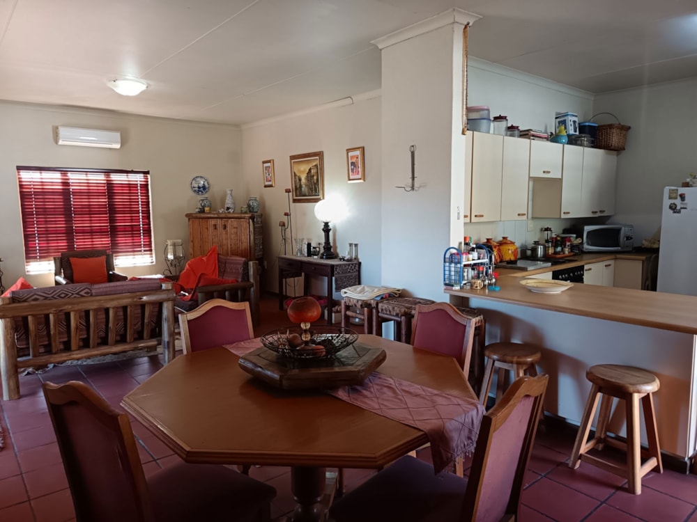 House sold in Oudtshoorn Central - 1OU1704824