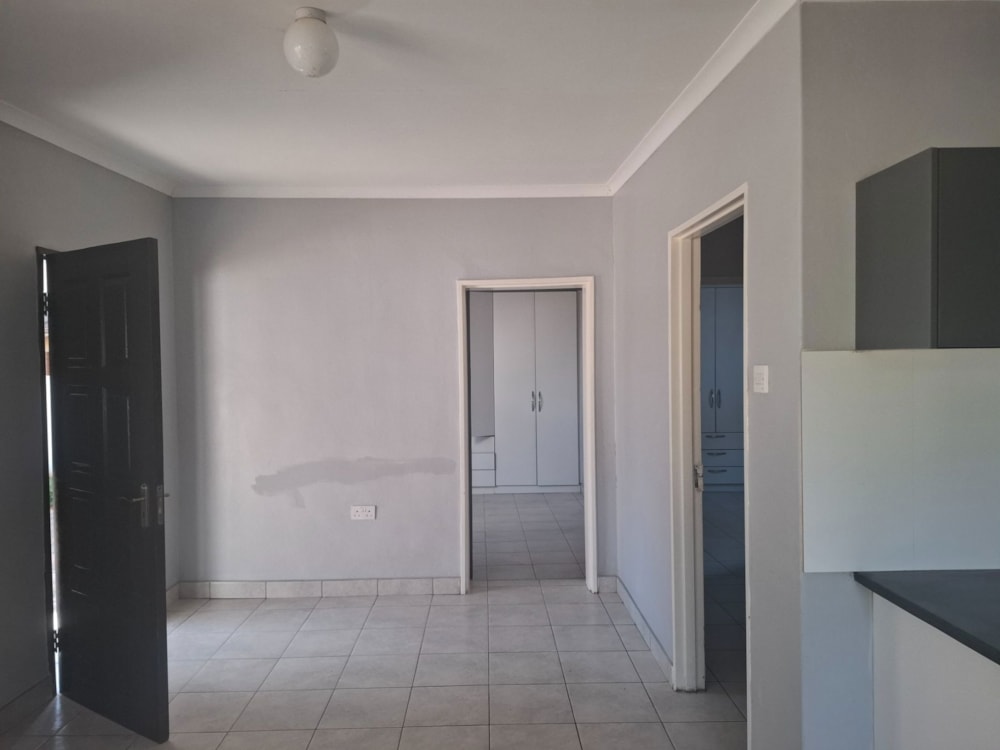 Cottage let in Phase 4, Botswana - 3BO1704611 Cottage let in Phase 4, Botswana - 3BO1704611