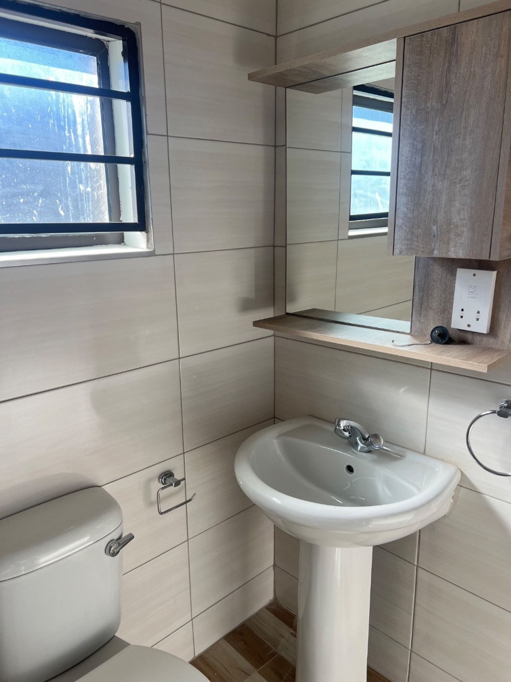 Studio apartment to rent in Tlokweng, Botswana - 3BO1705024 Studio apartment to rent in Tlokweng, Botswana - 3BO1705024