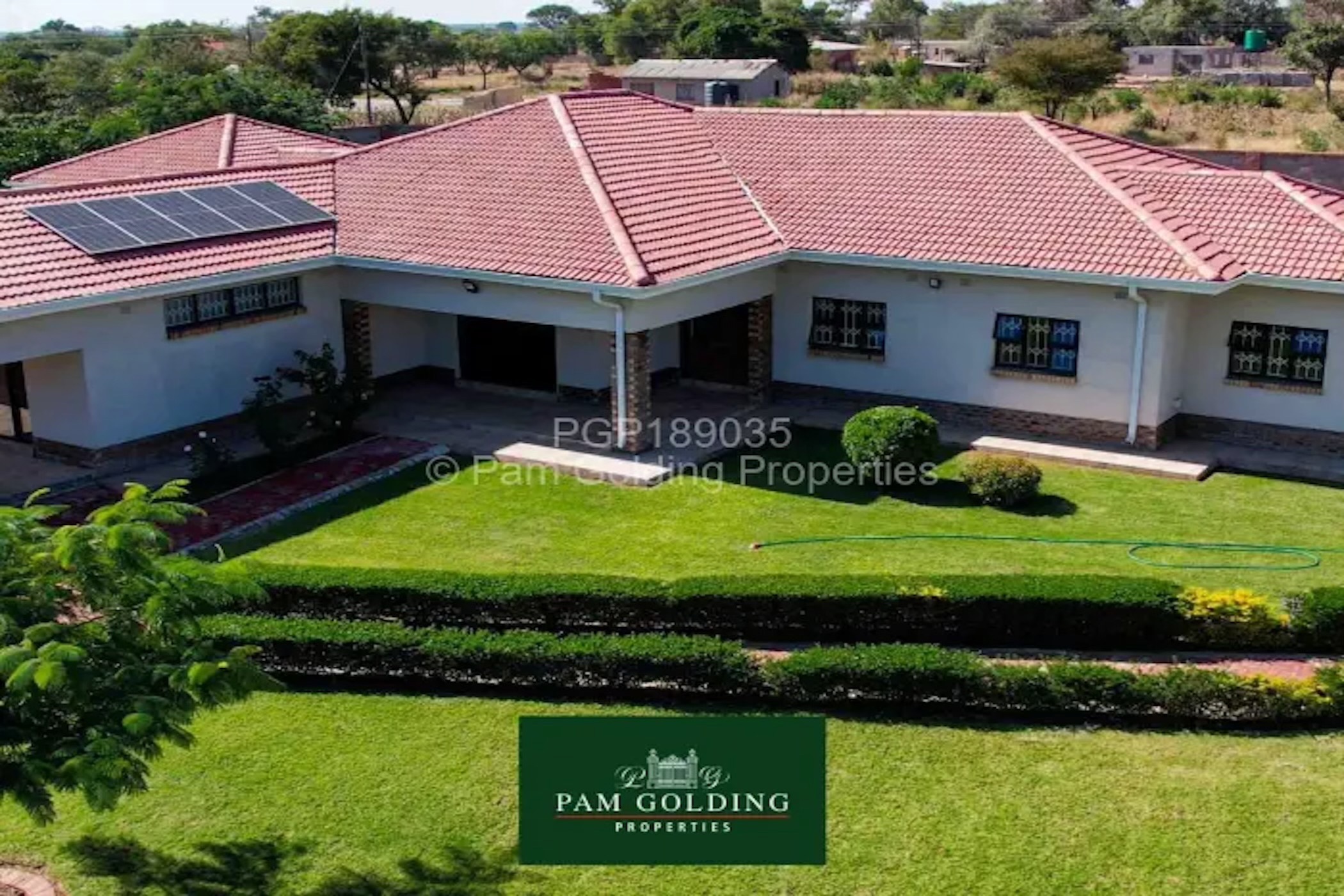 House for sale in Matabeleland, Zimbabwe - 3ZB1704628