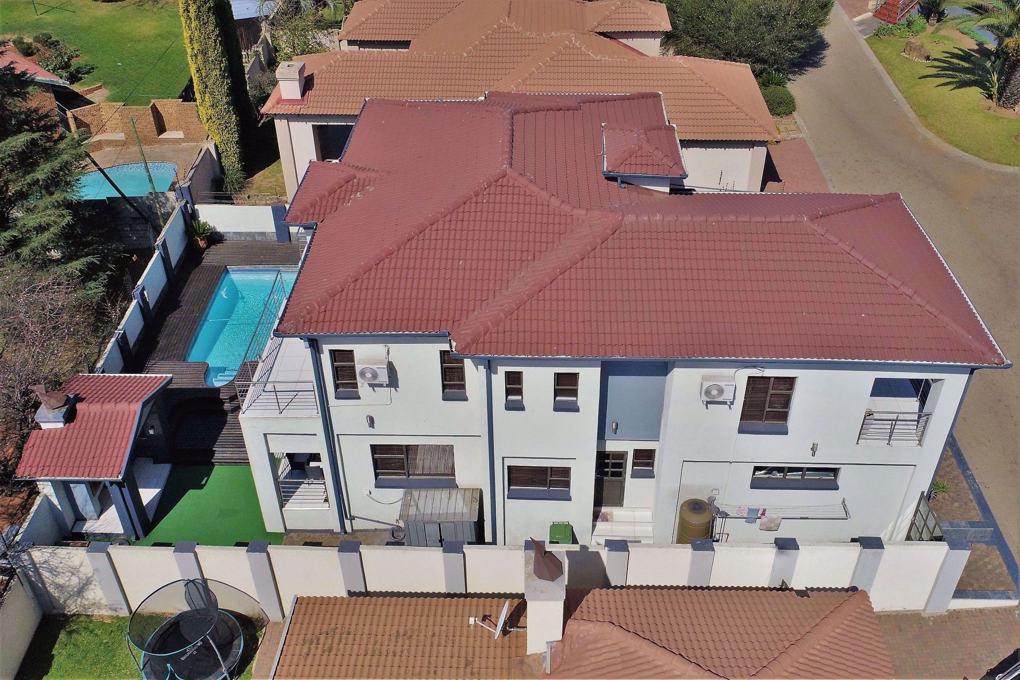 Security complex home let in Ben Fleur - 1WD1704681