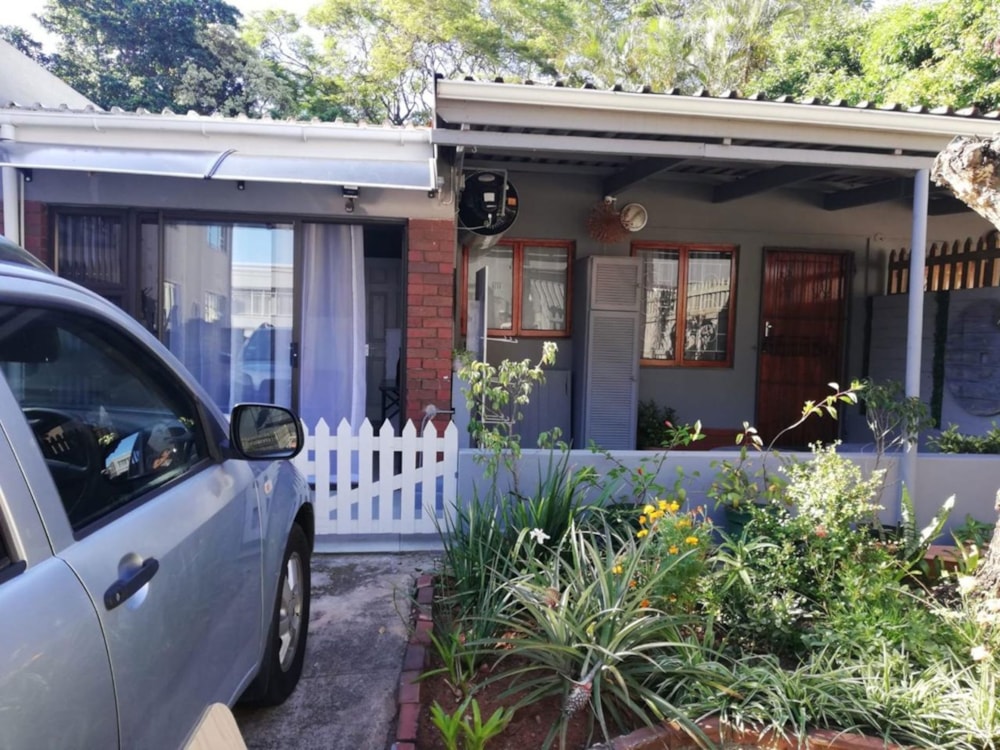 Garden apartment let in Morningside, Durban - 1DA1704682