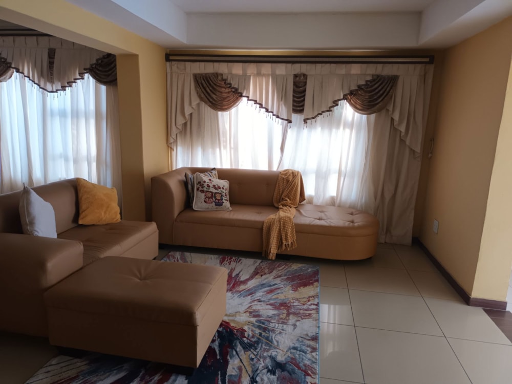 Double-storey house for sale in Sonneveld - 1BJ1705206 Double-storey house for sale in Sonneveld - 1BJ1705206