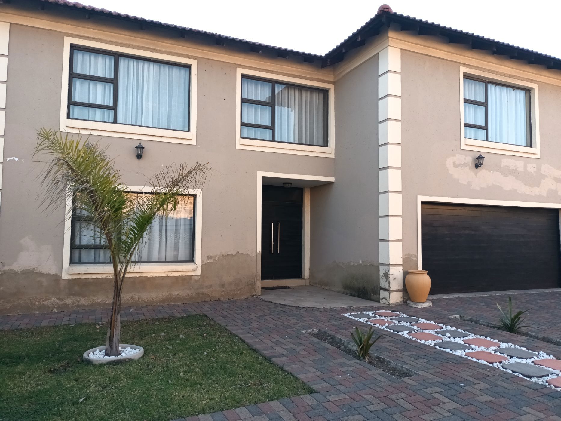 Double-storey house for sale in Sonneveld - 1BJ1705206