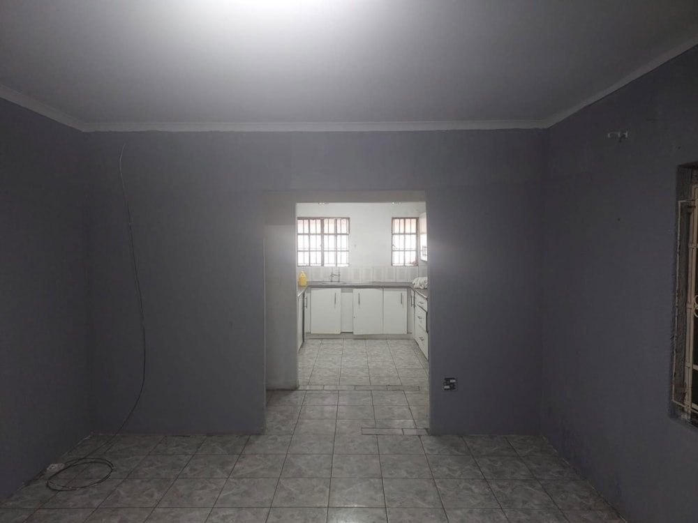 House for sale in Eldorado Park - 1GV1704897 House for sale in Eldorado Park - 1GV1704897