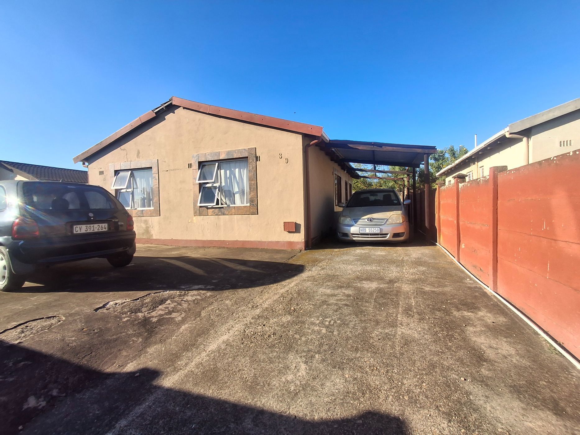 House for sale in Brackenham - 1RY1704943