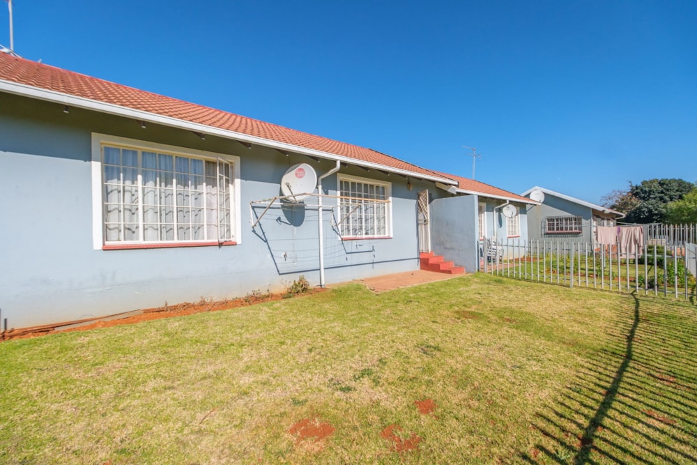 Townhouse for sale in Roodepoort West - RAN1705002 Townhouse for sale in Roodepoort West - RAN1705002