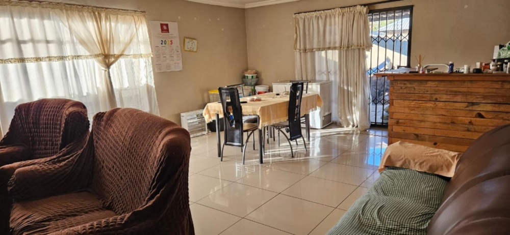 House for sale in Raceview - 1GV1705466