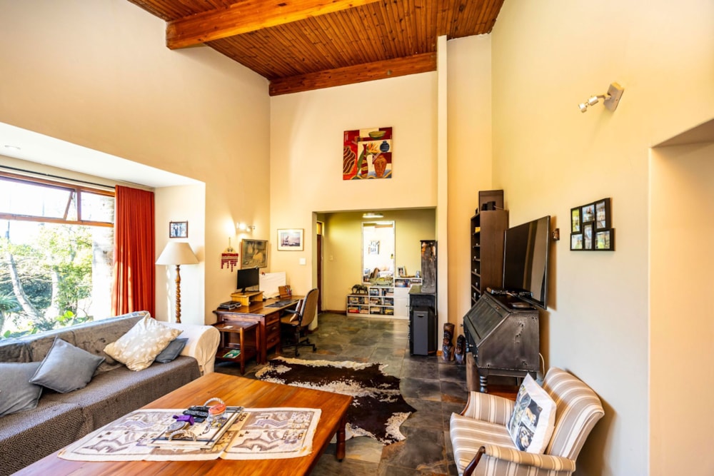 House for sale in Beacon Bay - 1EZ1705337 House for sale in Beacon Bay - 1EZ1705337