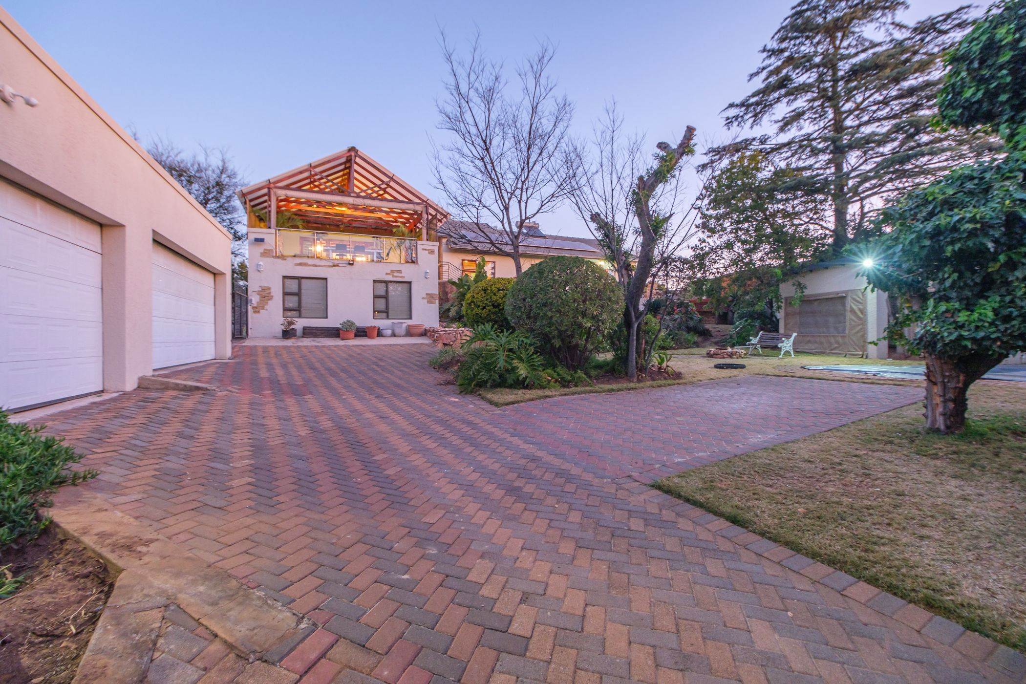 Double-storey house for sale in Constantia Kloof - RAN1705071