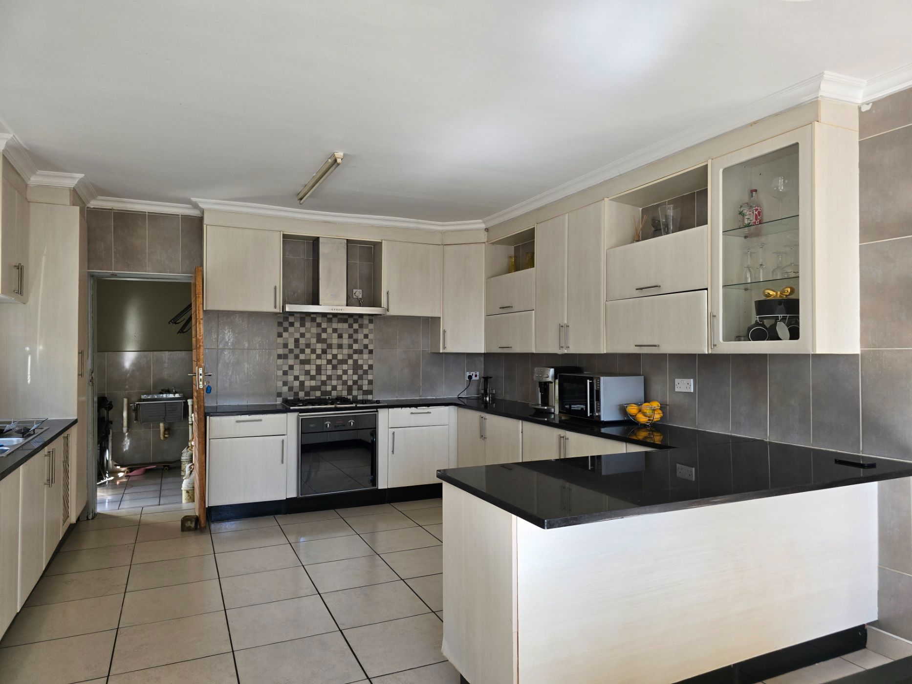 House for sale in Phase 4, Botswana - 3BO1705069