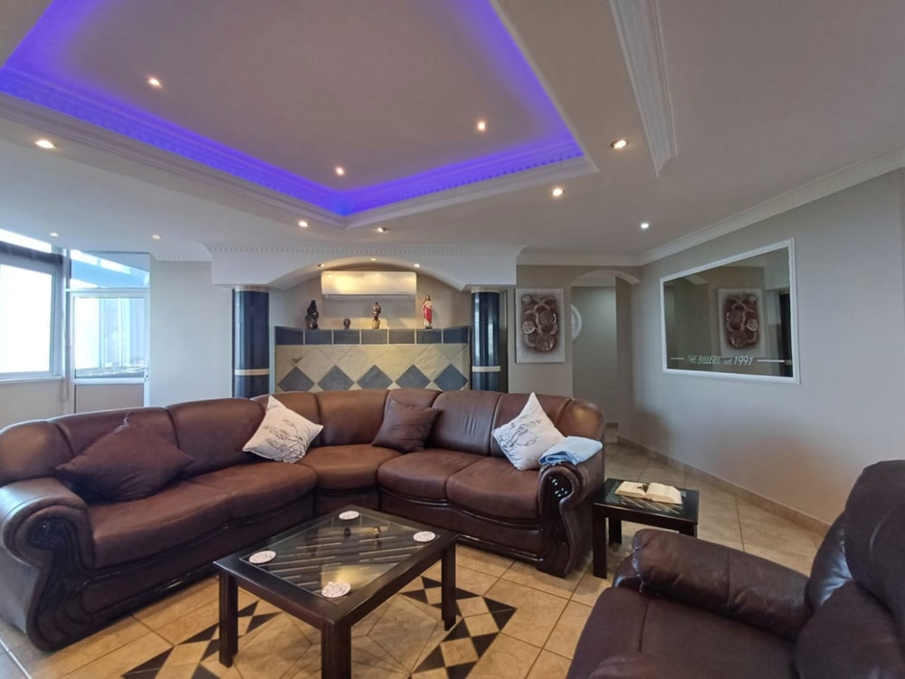Apartment for sale in Morningside, Durban - 1DA1705083 Apartment for sale in Morningside, Durban - 1DA1705083
