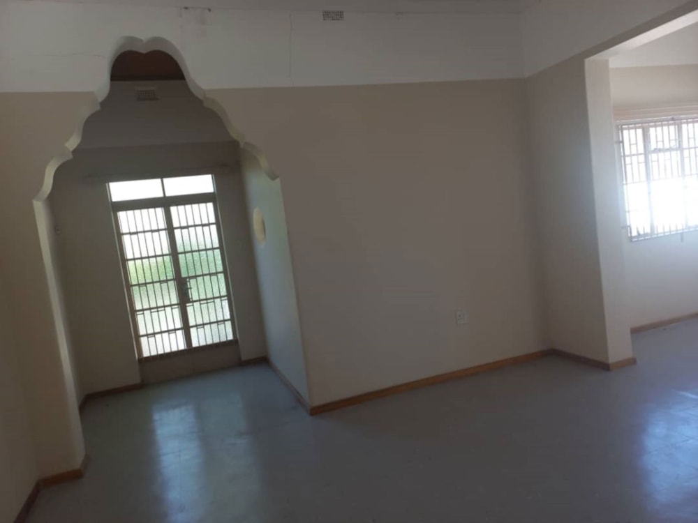 Commercial office let in Windhoek Central, Namibia - 3NM1705105
