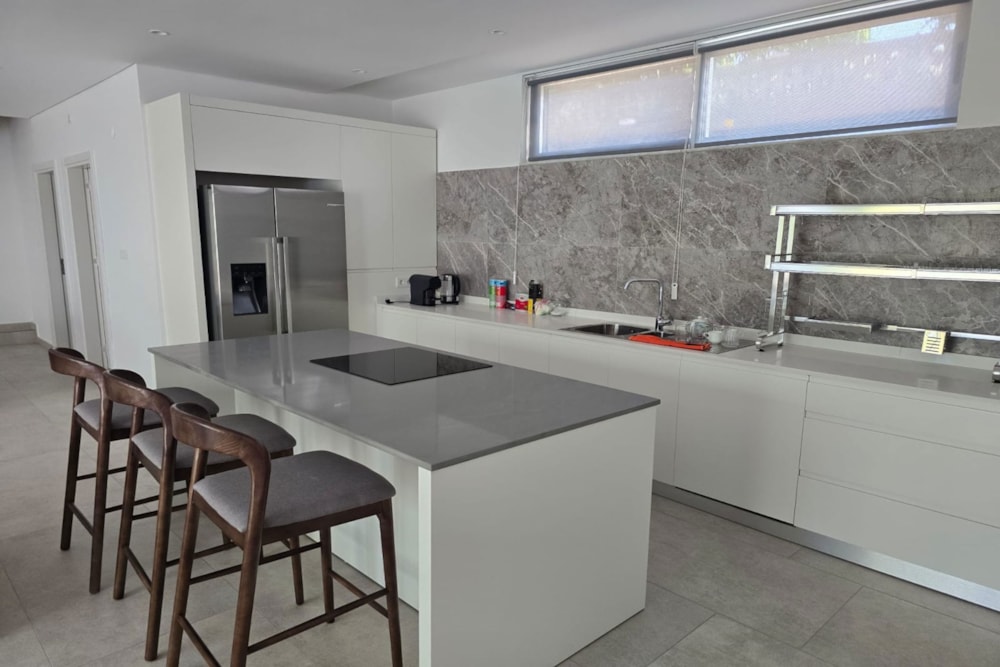 Beachfront villa for sale in Bilene, Mozambique - 3MQ1705139