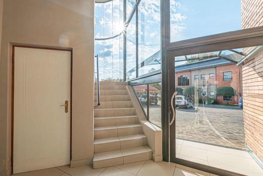 Commercial office for sale in Randpark Ridge - RAN1705156 Commercial office for sale in Randpark Ridge - RAN1705156