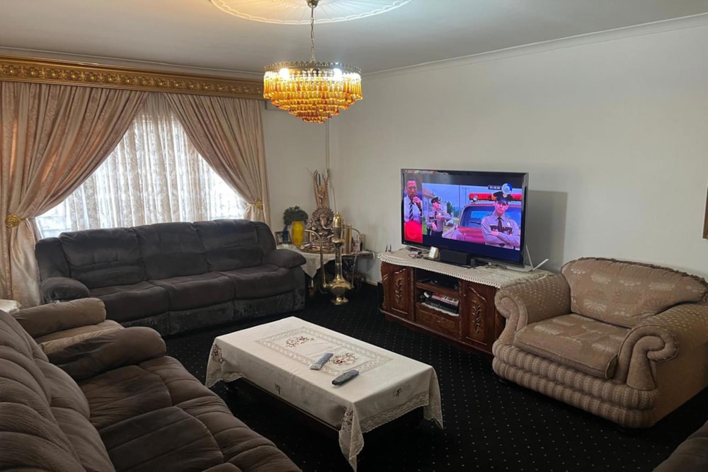 House for sale in Burlington Heights - 1WP1705522