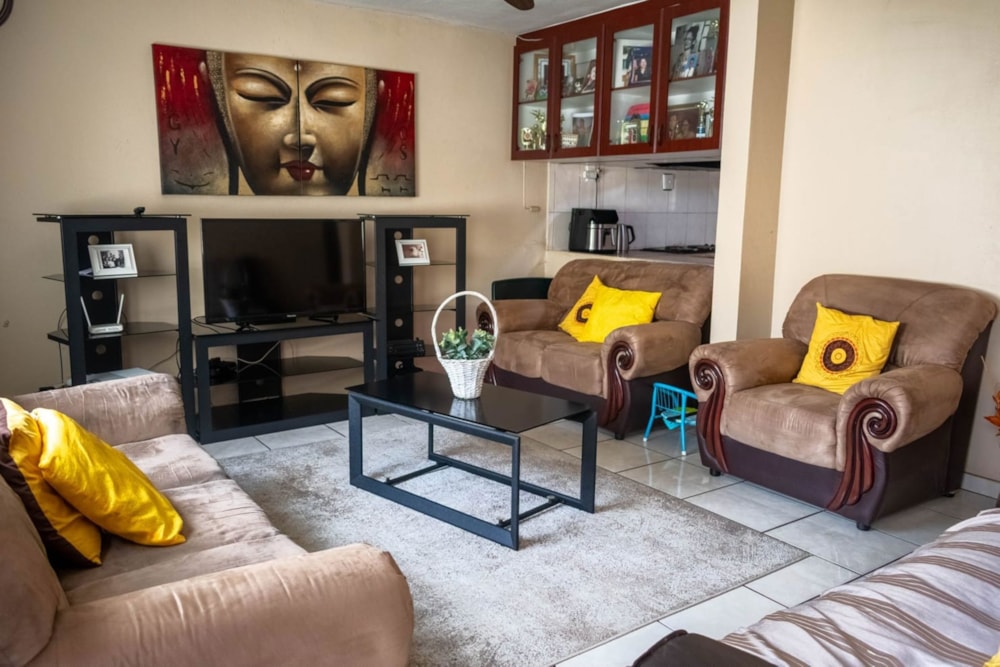 House for sale in Sunford  - 1DA1705285