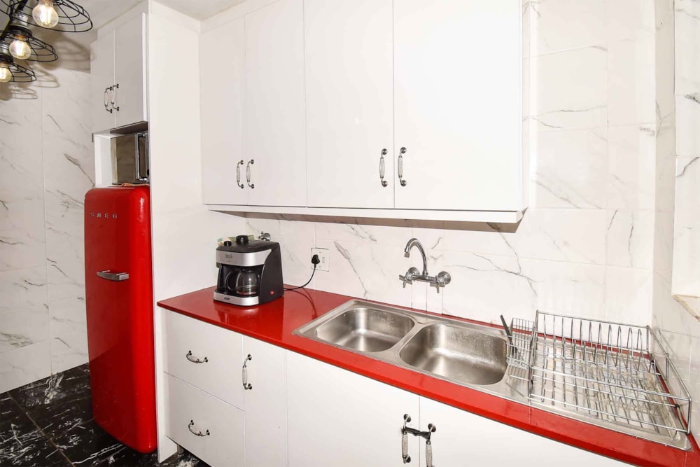 Security complex home for sale in Horison View - RDT1705279