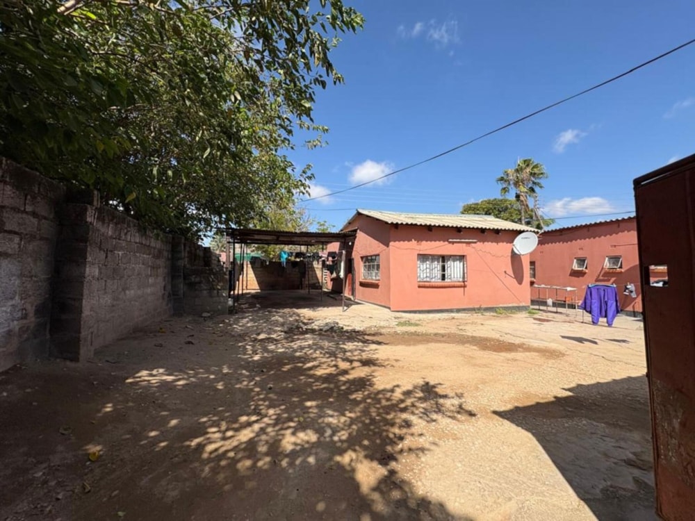 Cluster for sale in Woodlands, Zambia - 3ZA1705313 Cluster for sale in Woodlands, Zambia - 3ZA1705313