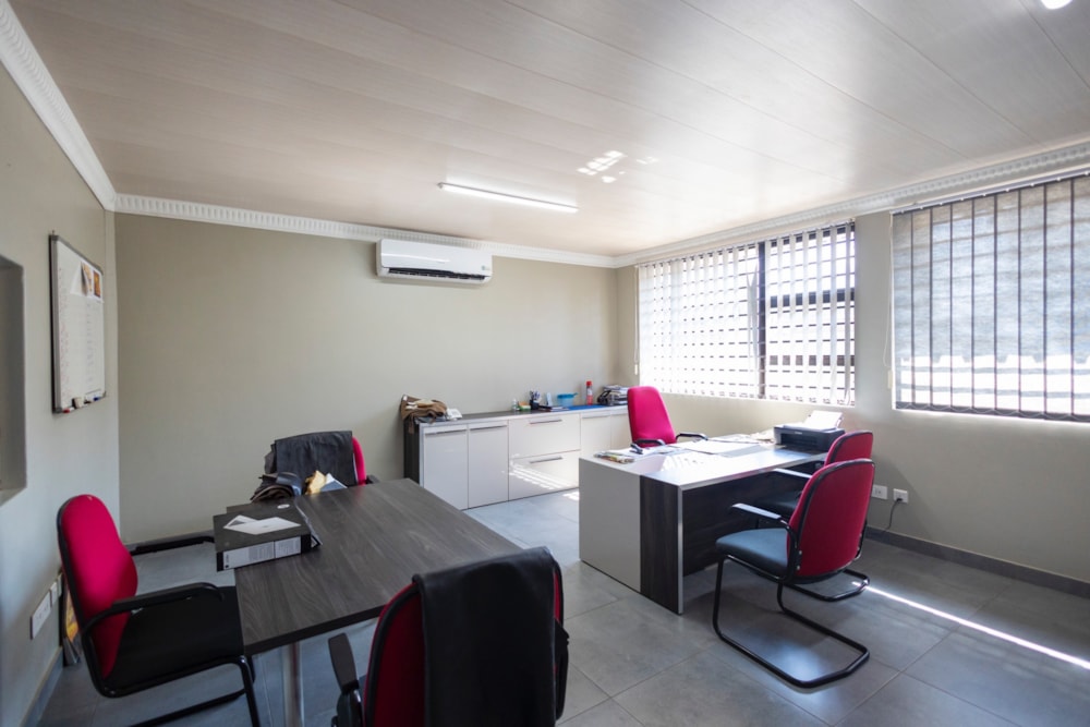 Commercial industrial property for sale in Msasa, Zimbabwe - 3ZB1705369 Commercial industrial property for sale in Msasa, Zimbabwe - 3ZB1705369