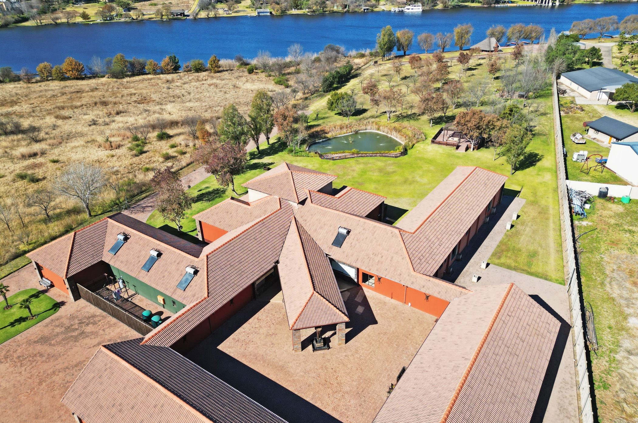 Guesthouse for sale in Marlbank  - 1VT1705566