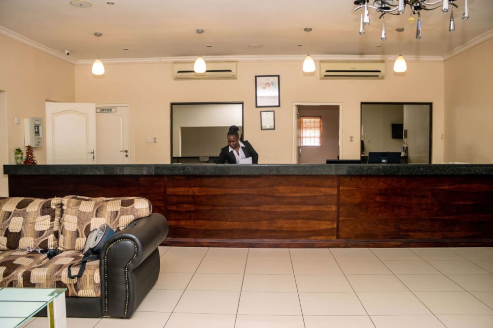 Commercial business to rent in Tlokweng, Botswana - 3BO1705730 Commercial business to rent in Tlokweng, Botswana - 3BO1705730