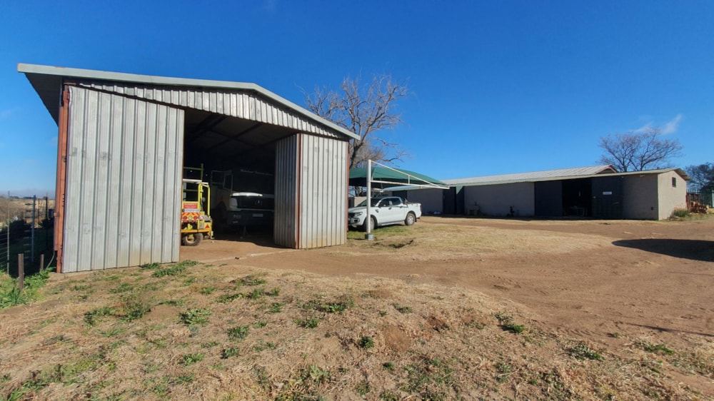 Smallholding for sale in Vischgat - 1VT1705893 Smallholding for sale in Vischgat - 1VT1705893