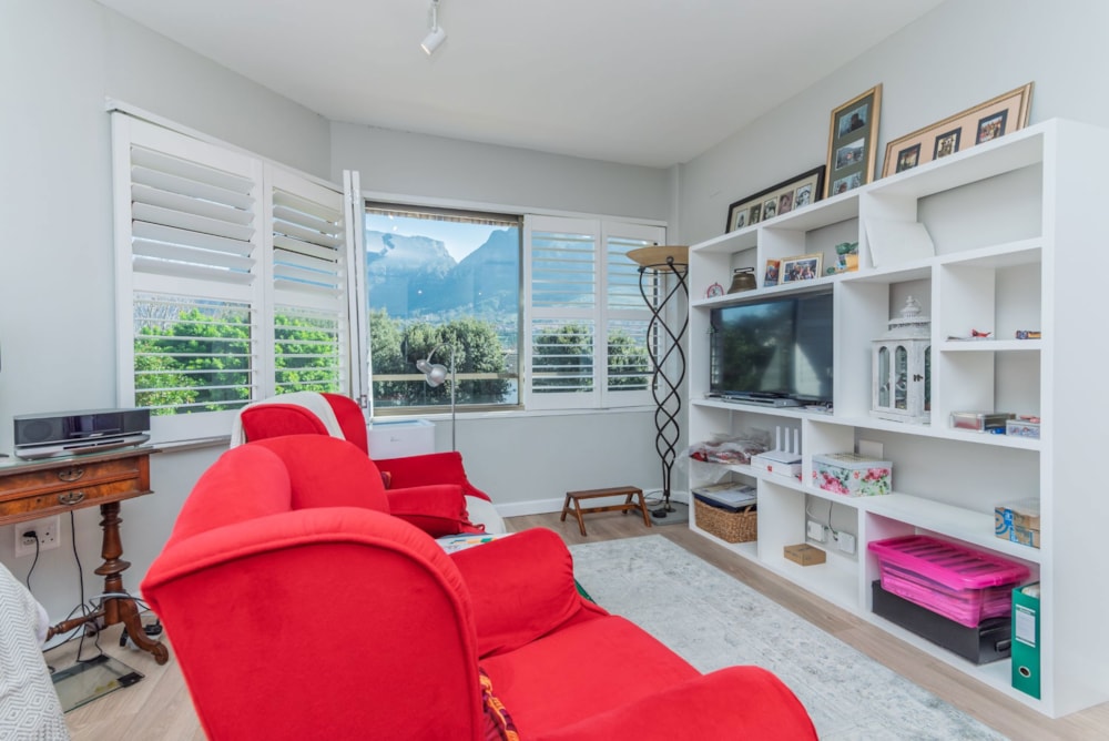 Bachelor apartment for sale in Rondebosch - KW1705579