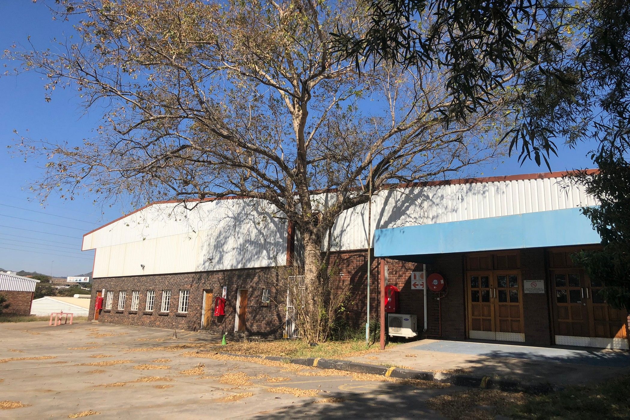 Commercial industrial property to rent in Vintonia - 1NS1705640